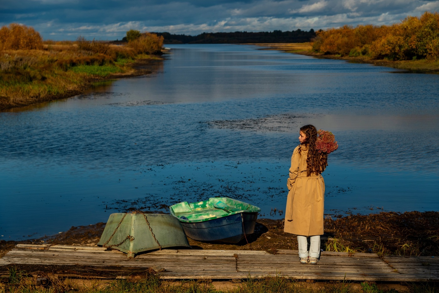 С осенним букетом