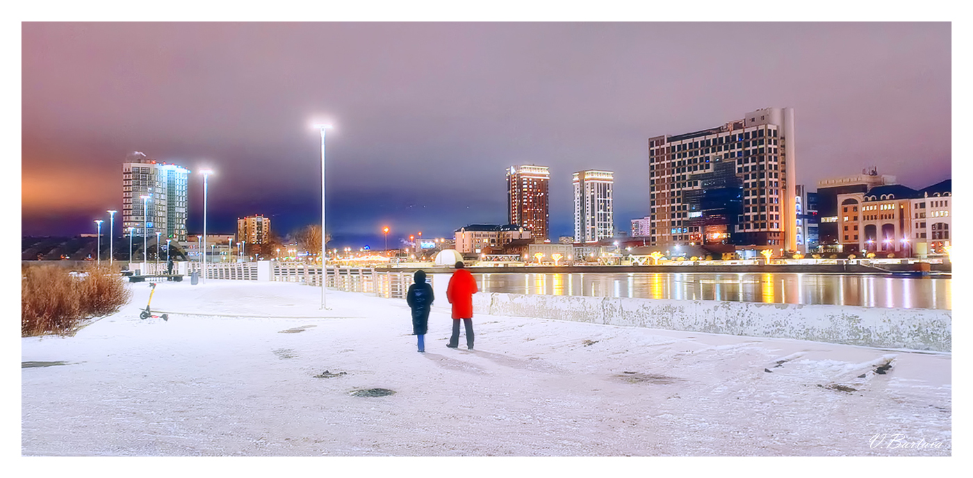 На прогулке. Вечерний Челябинск