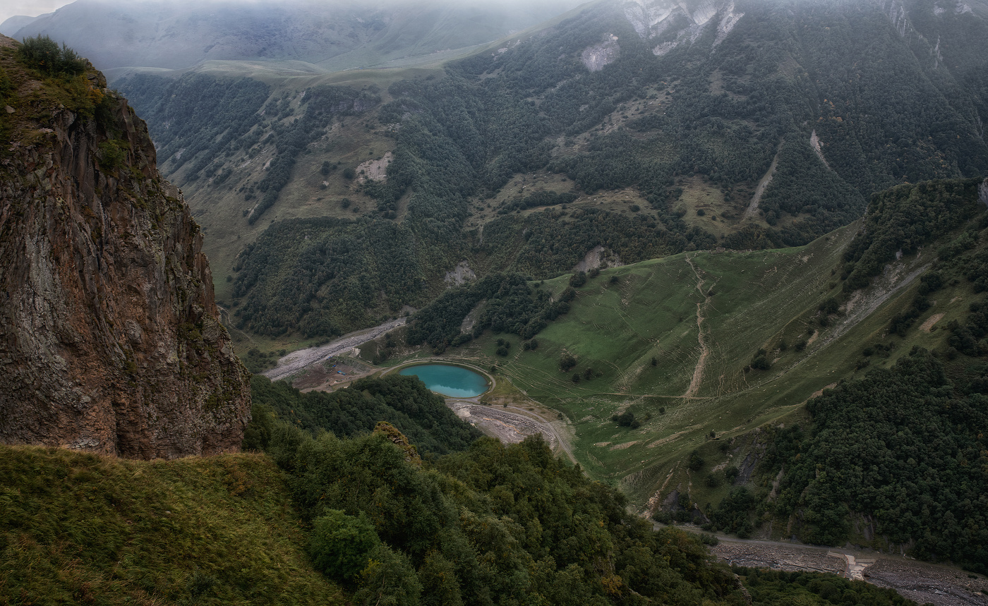 Озерцо в горах