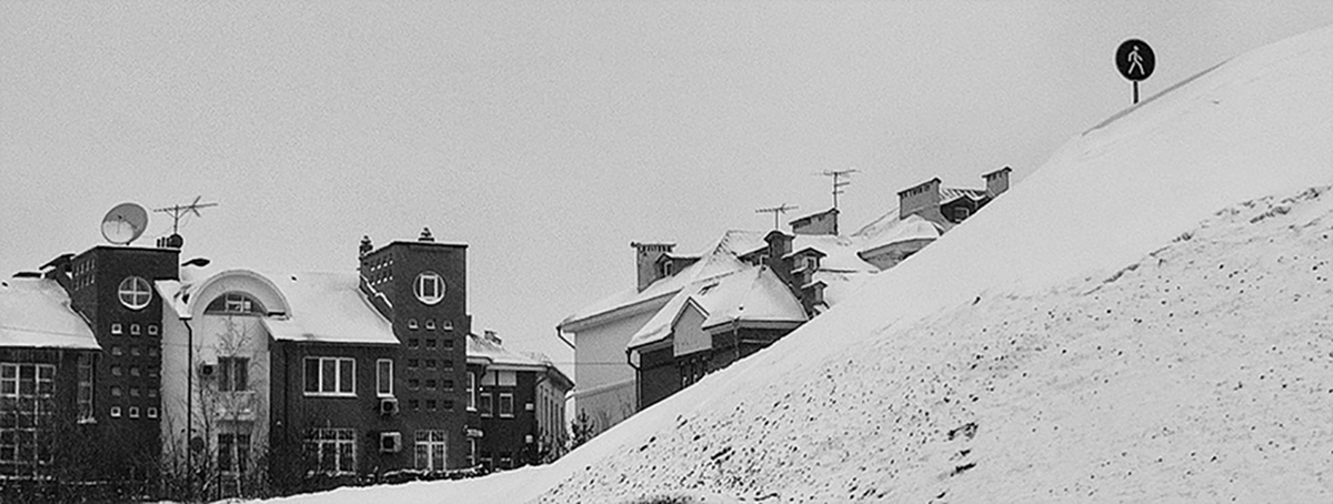 Умный в гору не пойдёт, умный гору обойдёт.