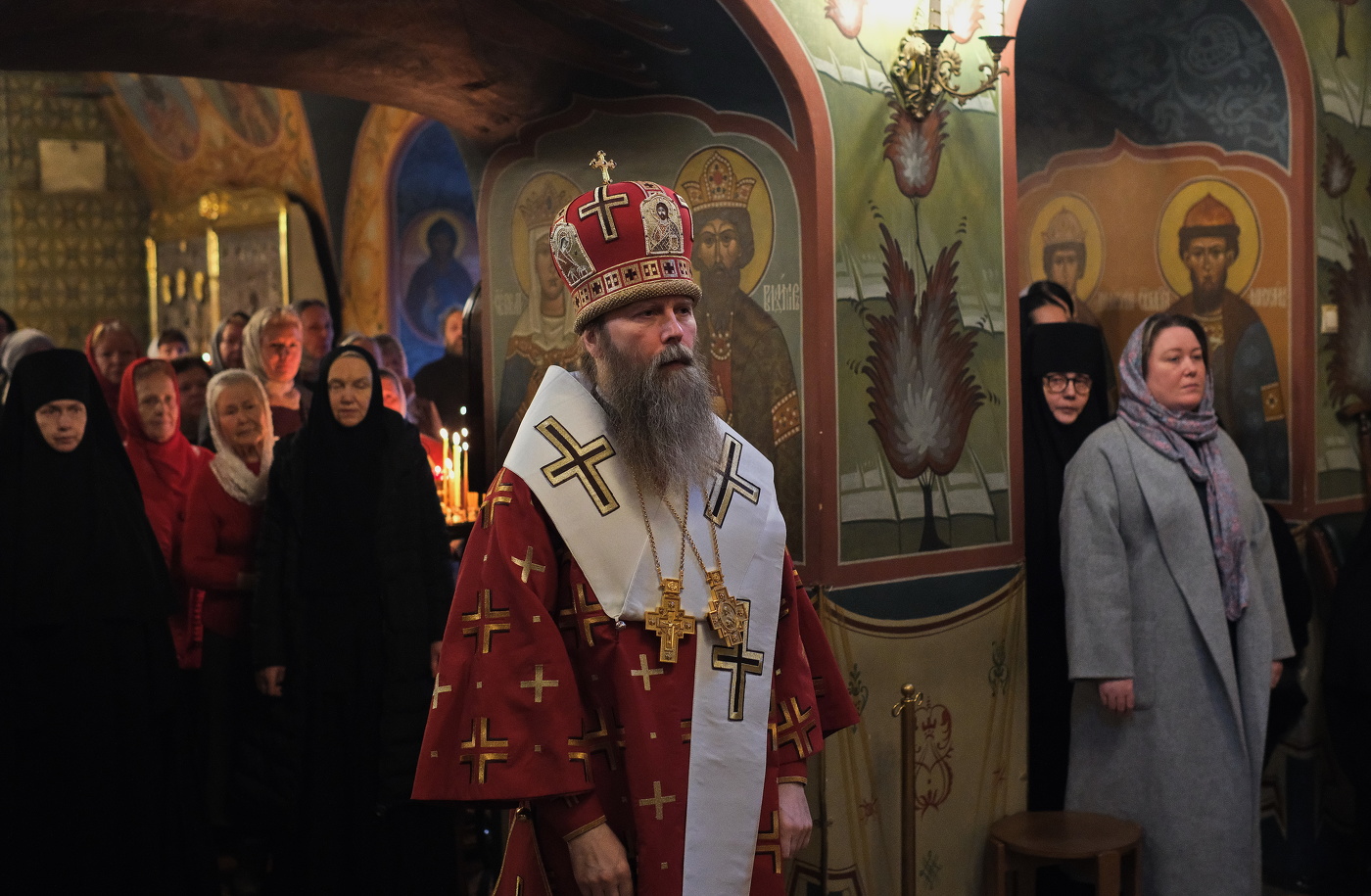 Праздничная служба.