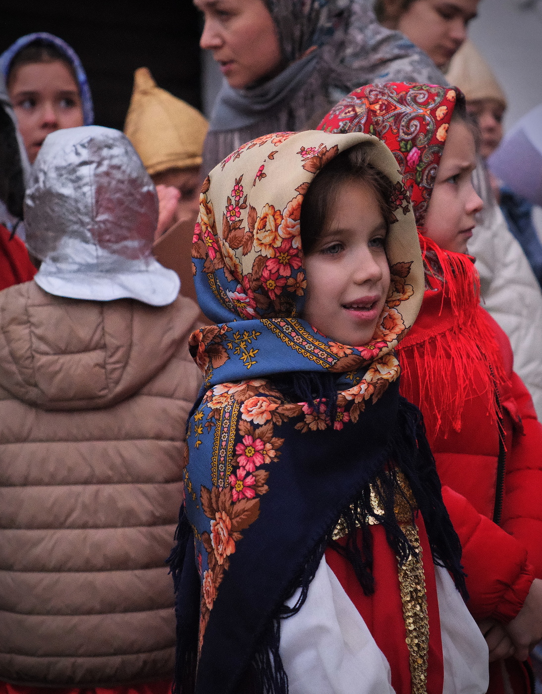 Монастырь. Праздничная служба.