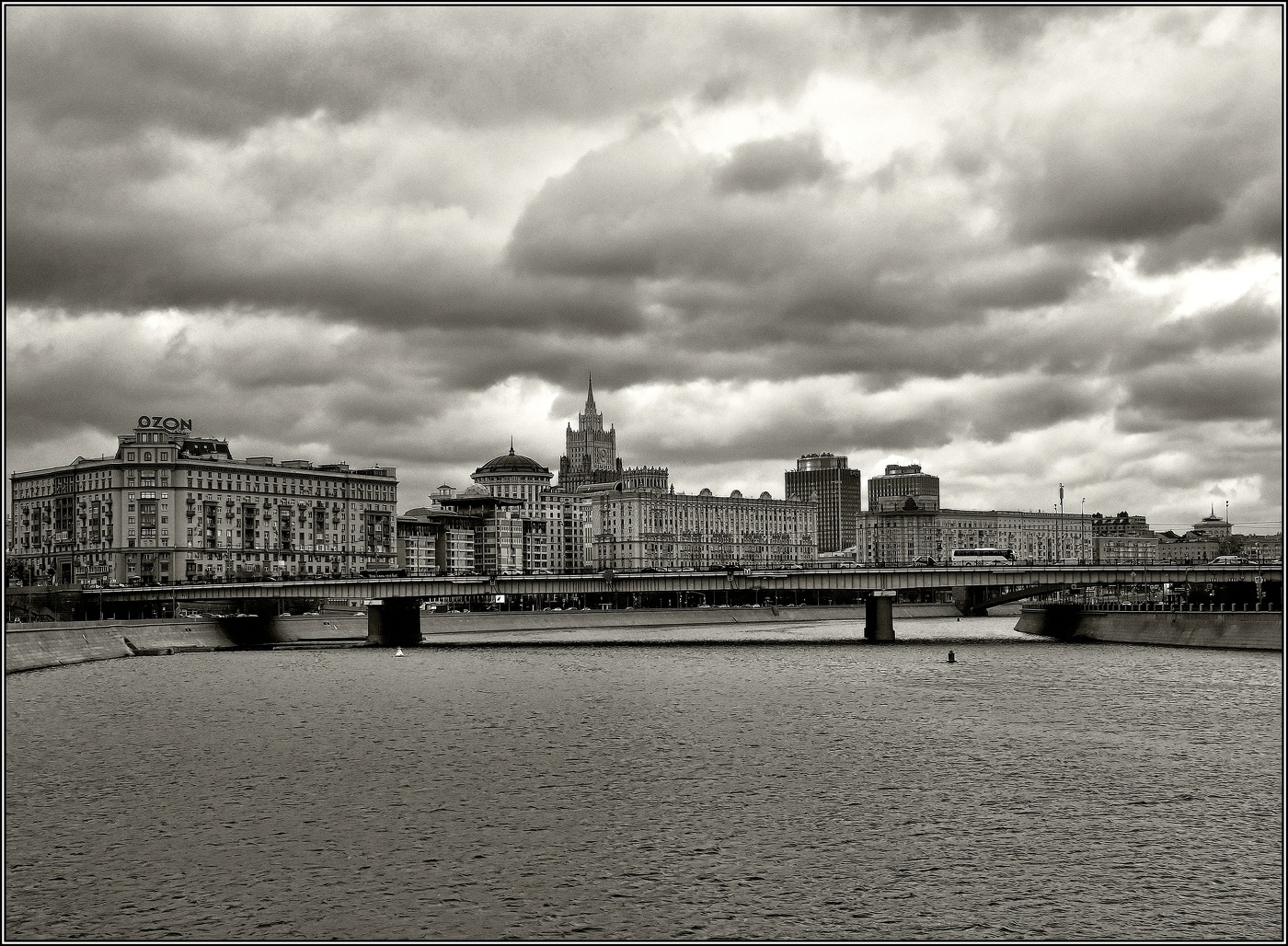 ..... Город.....