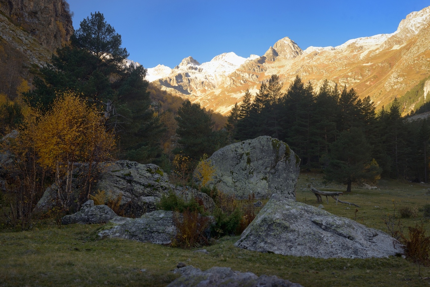 Утро в горах Кавказа