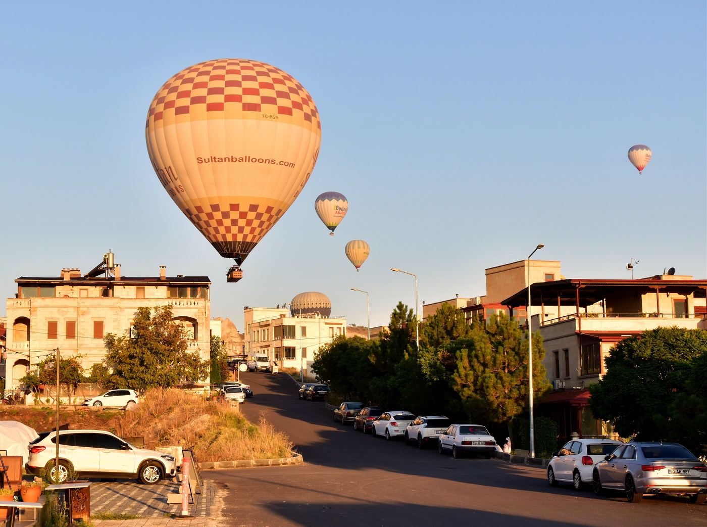 У каждого свой транспорт....