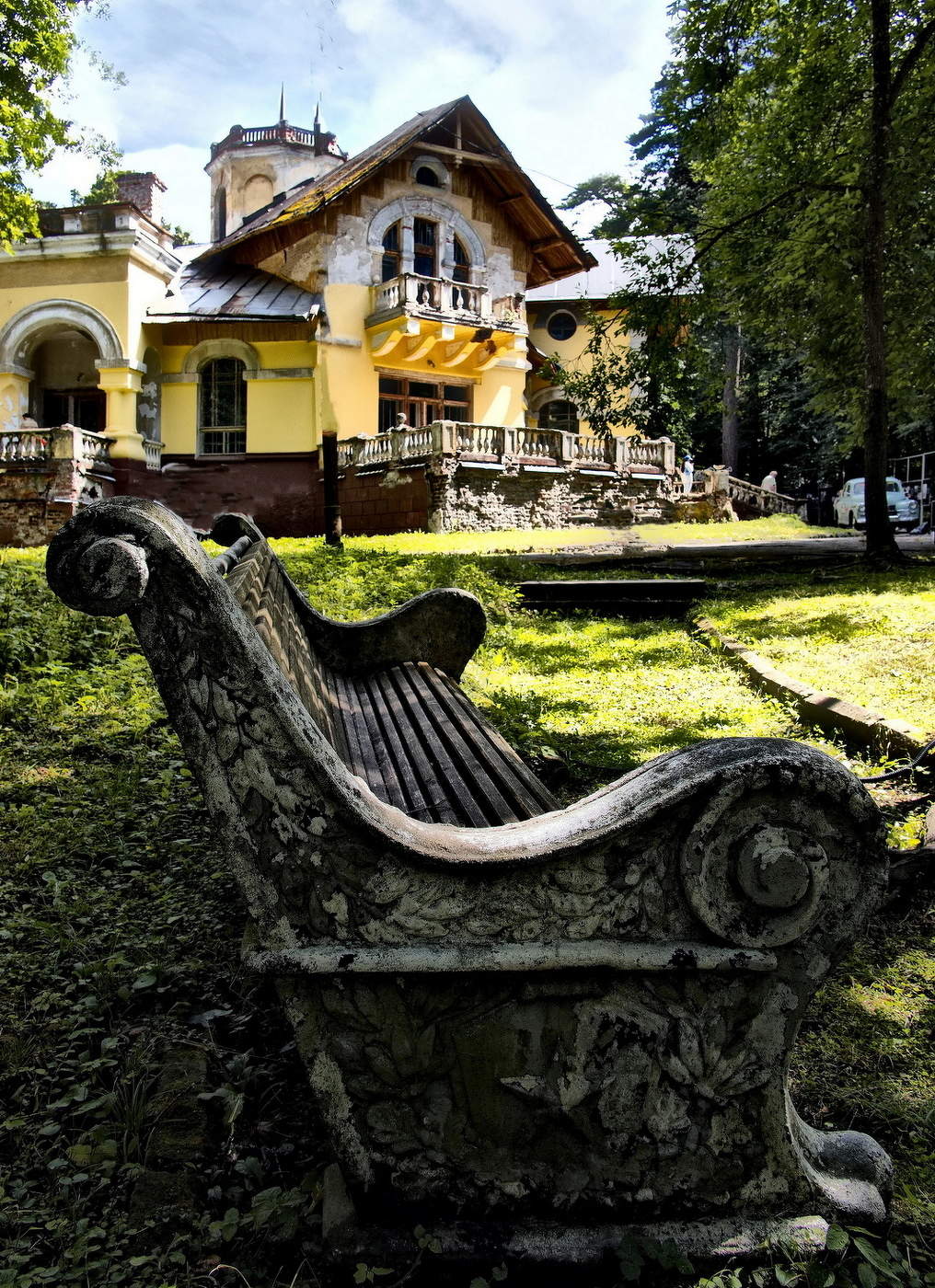 В Старой усадьбе