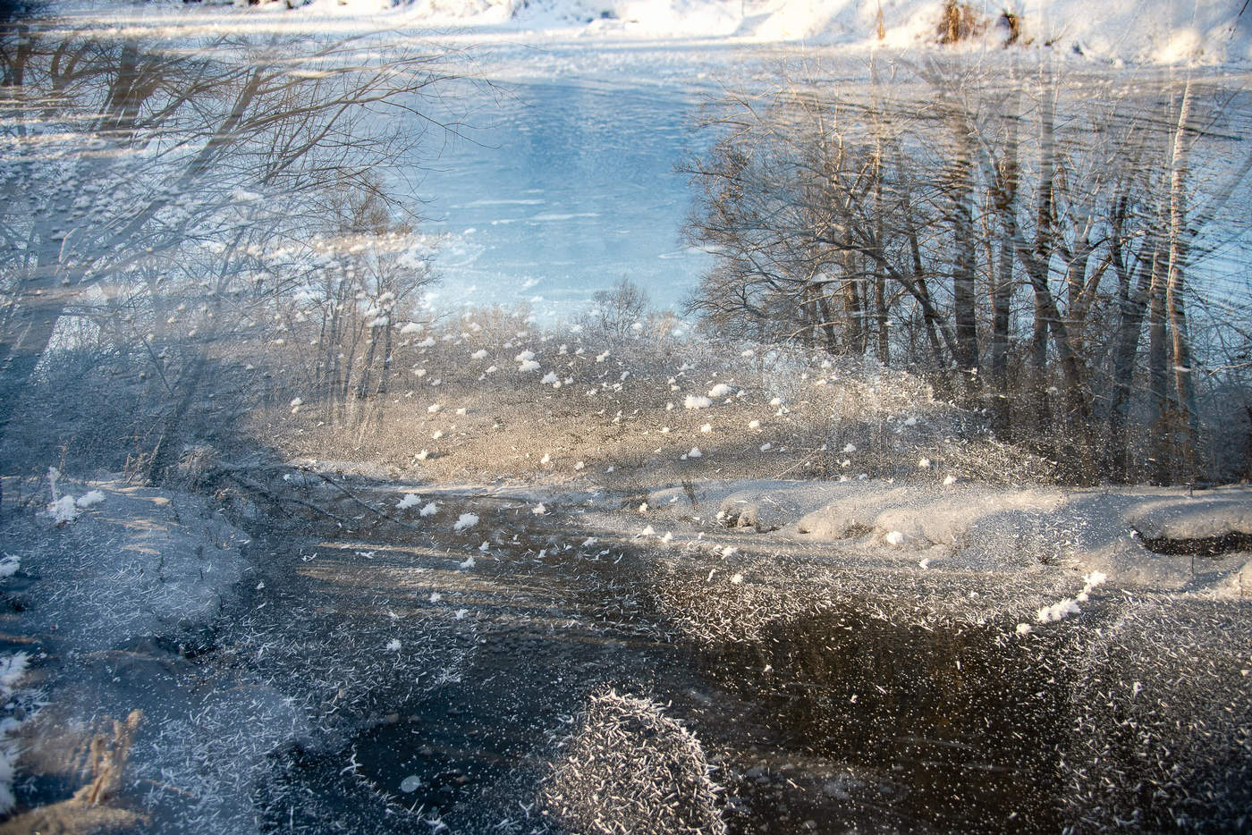 Зимняя река
