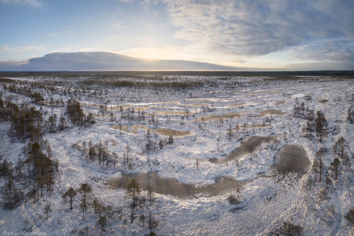 "Замерзающее болото – вид сверху"
