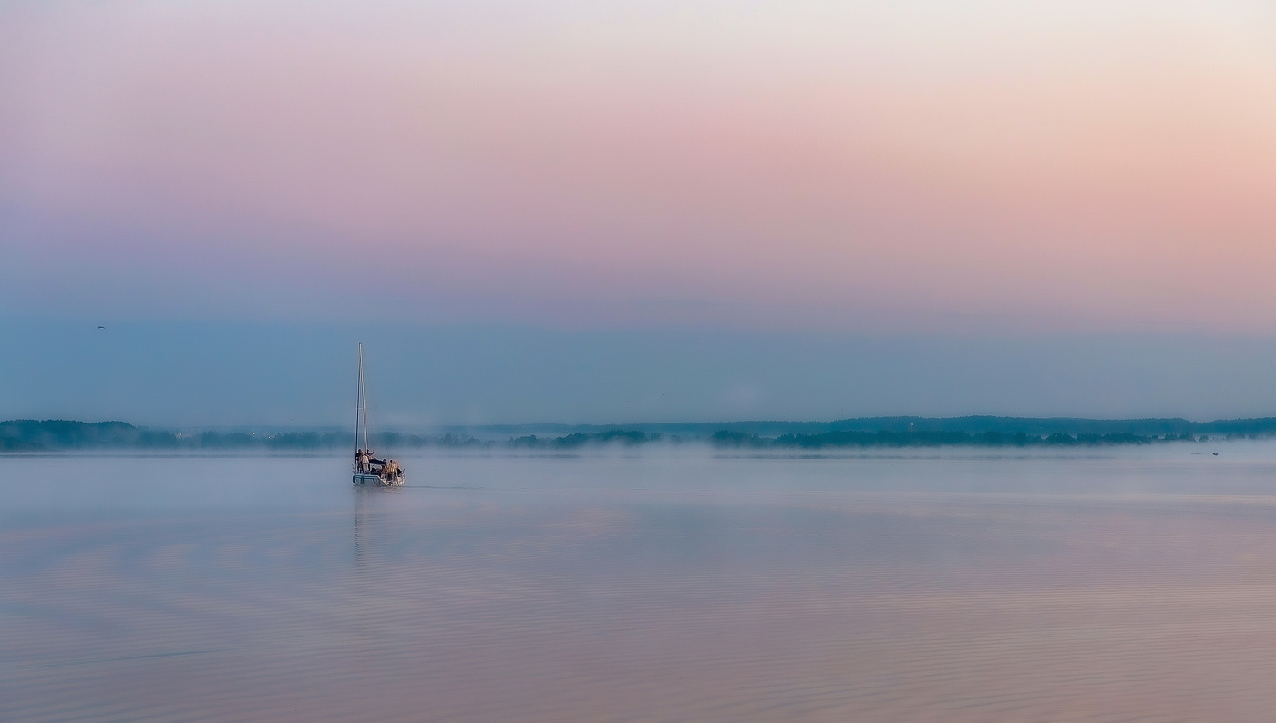 НА УТРЕННЕЙ ЗАРЕ