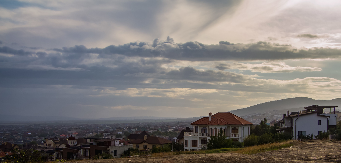 У подножия Кавказских гор