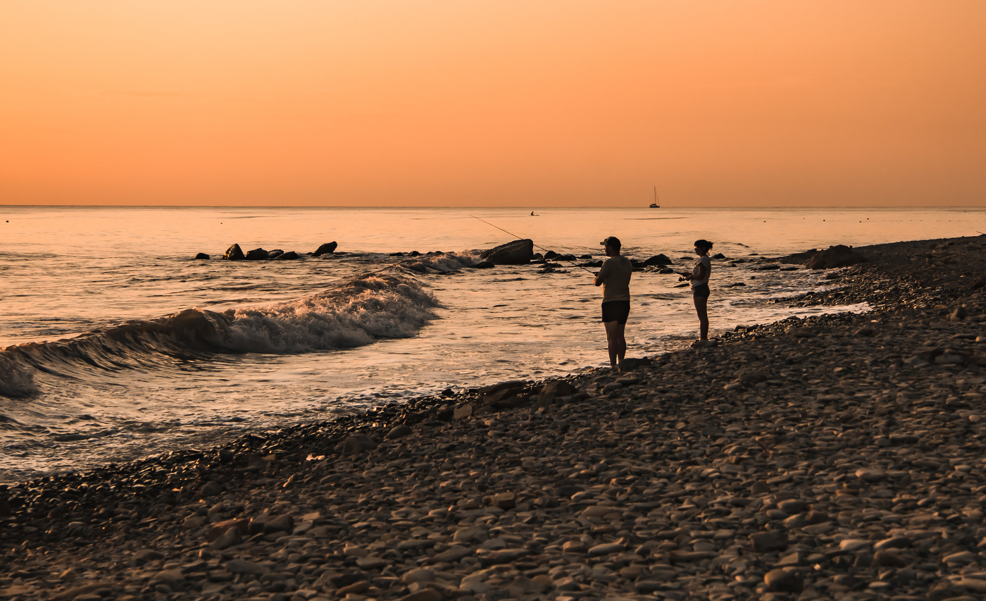 За большой и маленькой ..