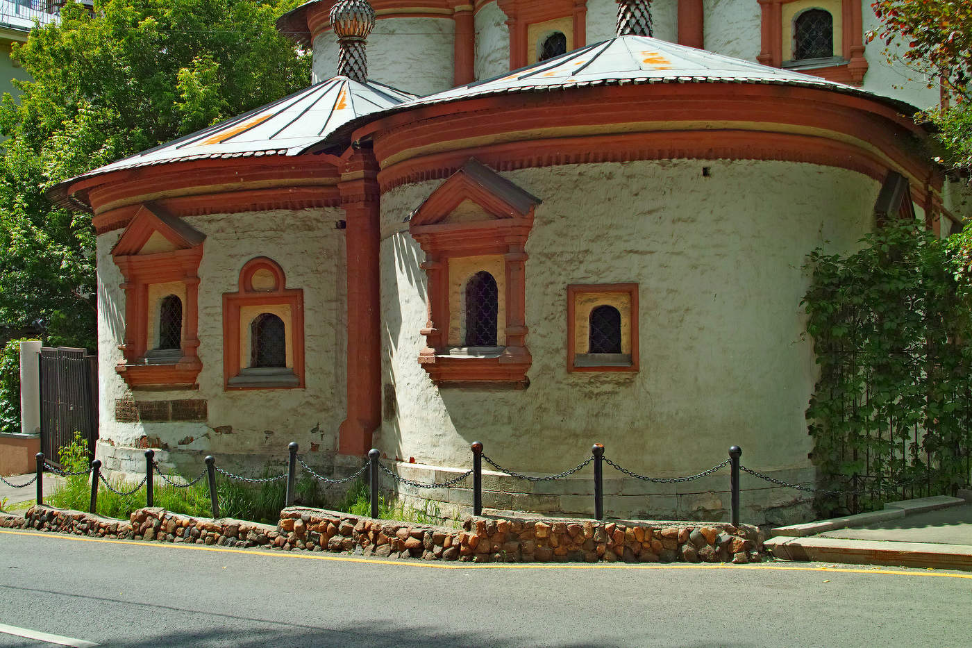 Трёхсвятительская церковь