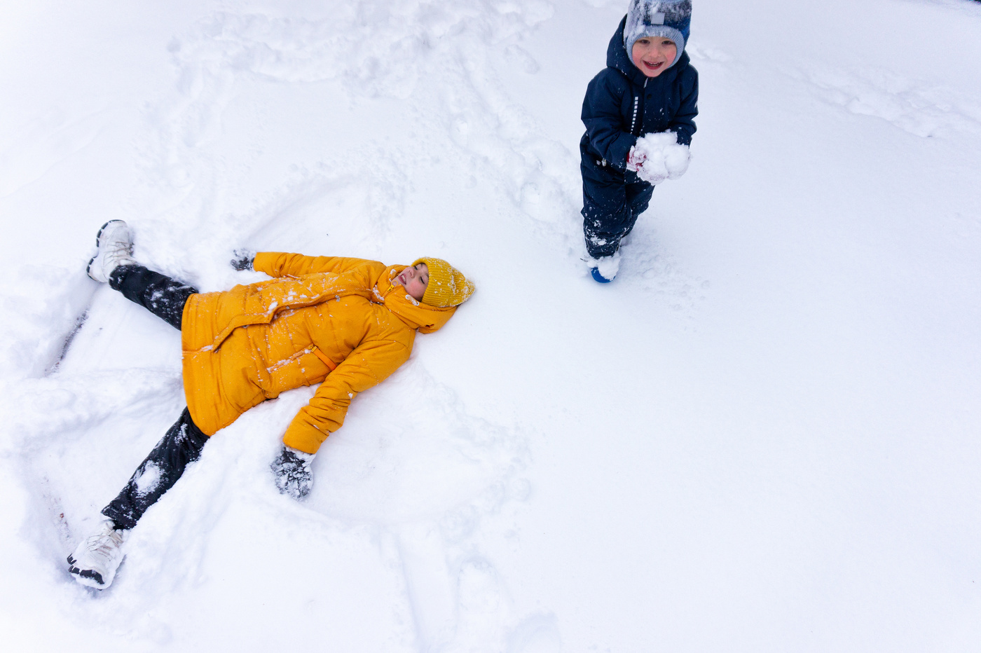Утомленные снегом