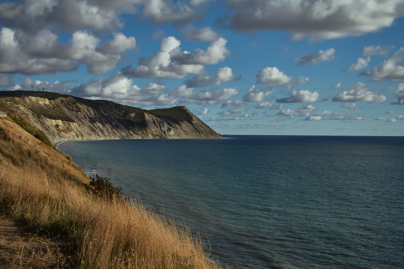 Под облаками