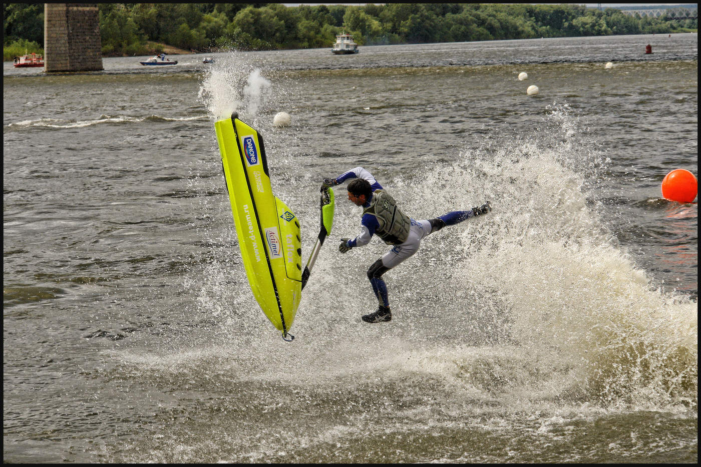 Редкий кадр.