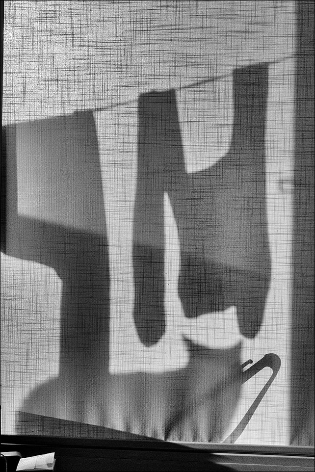 натюрморт с плечиками