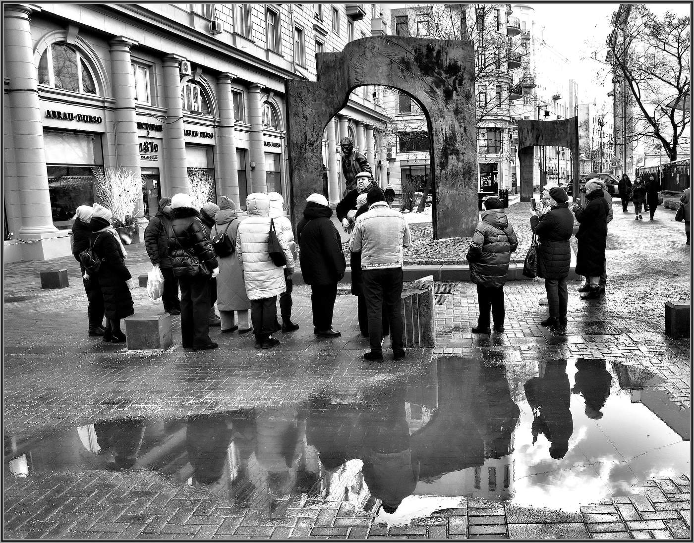 ... Ах Арбат , мой Арбат- ты мое призвание !.....