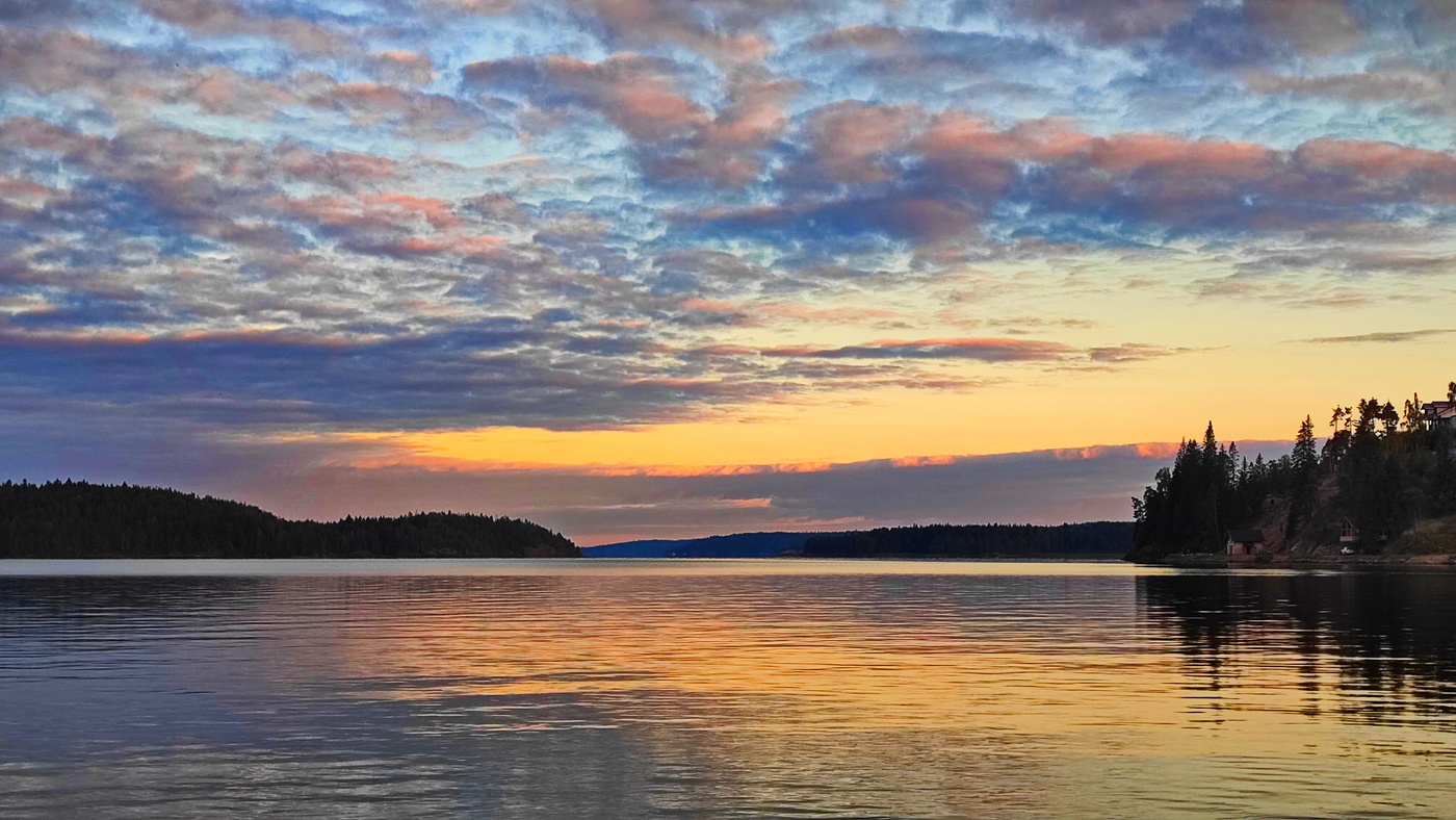 Закат на Ладоге