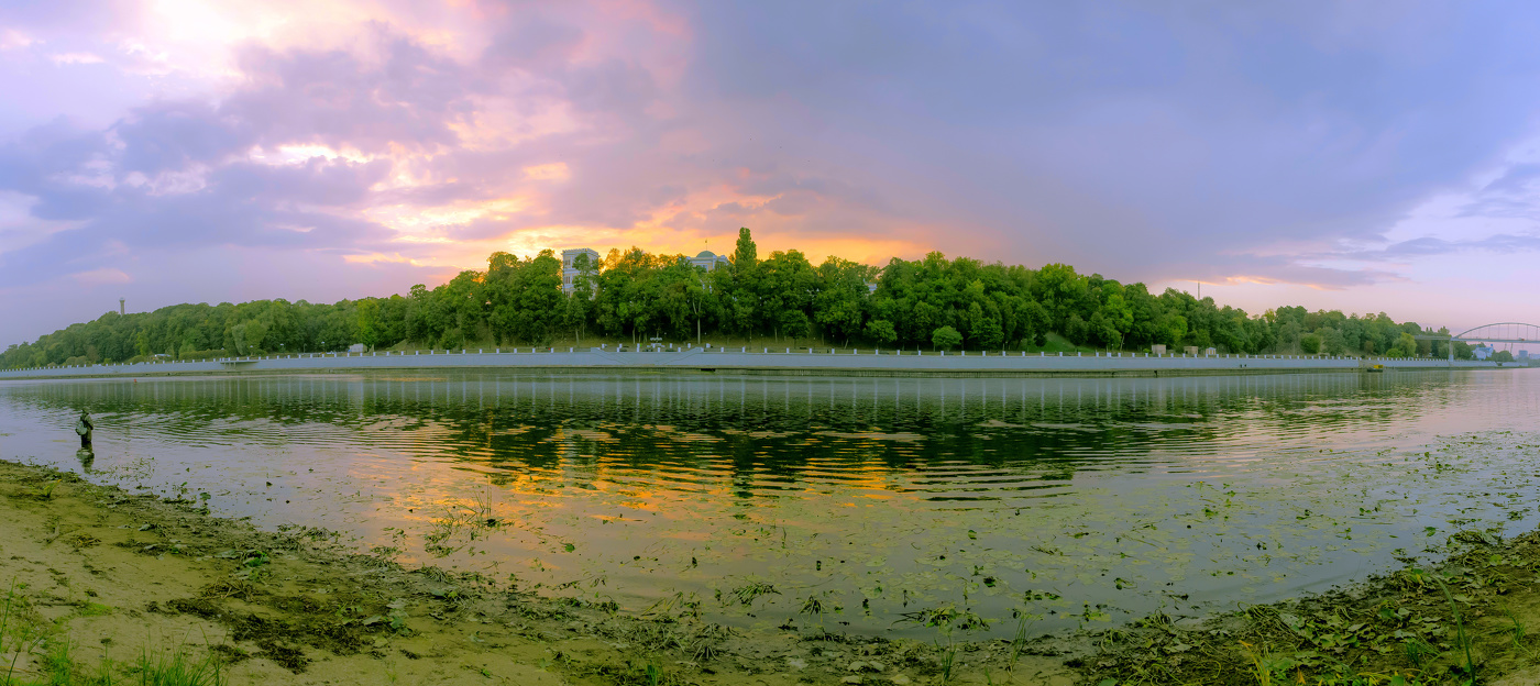 Гомельксая набережная