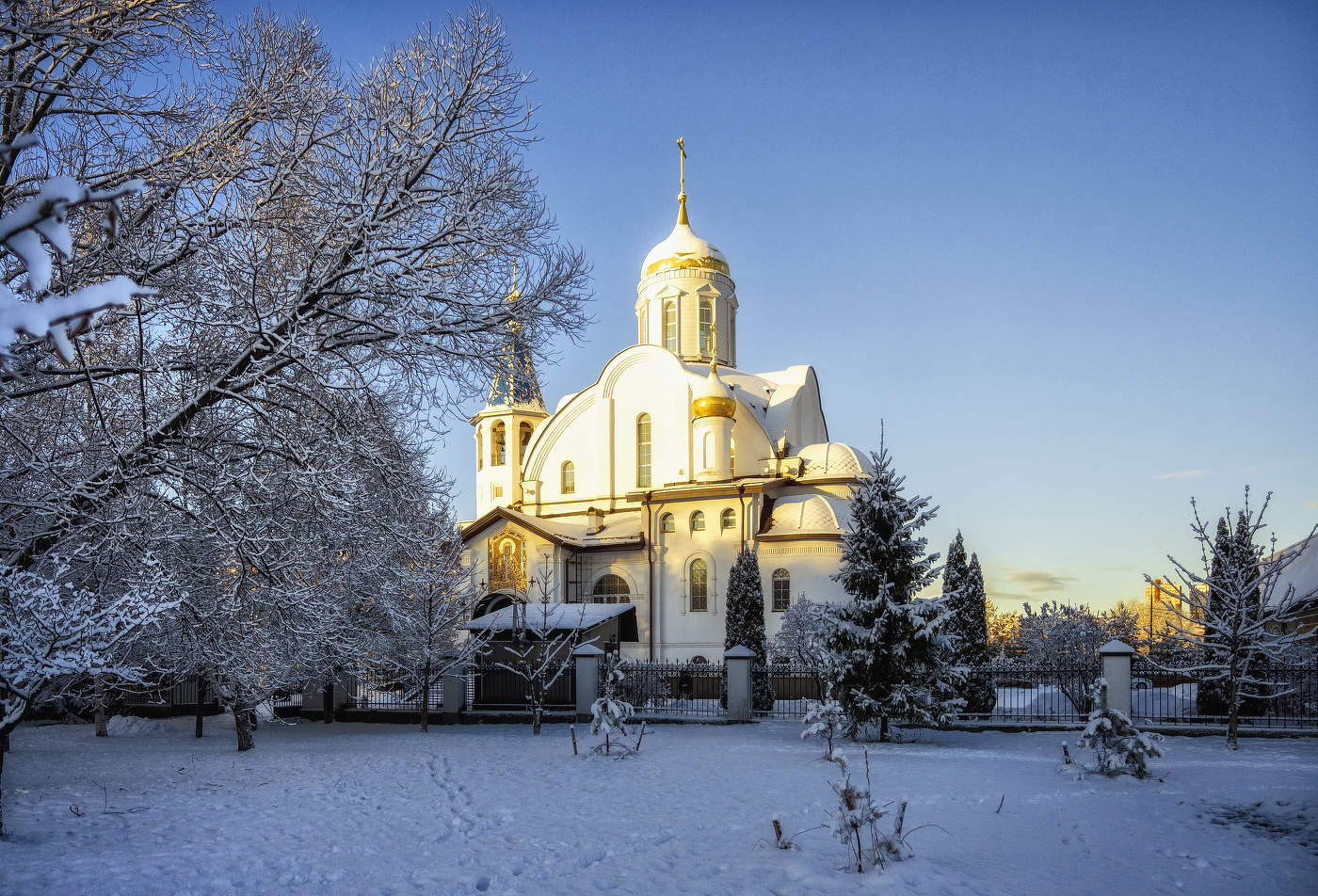 Церковь Казанской иконы Божией Матери.