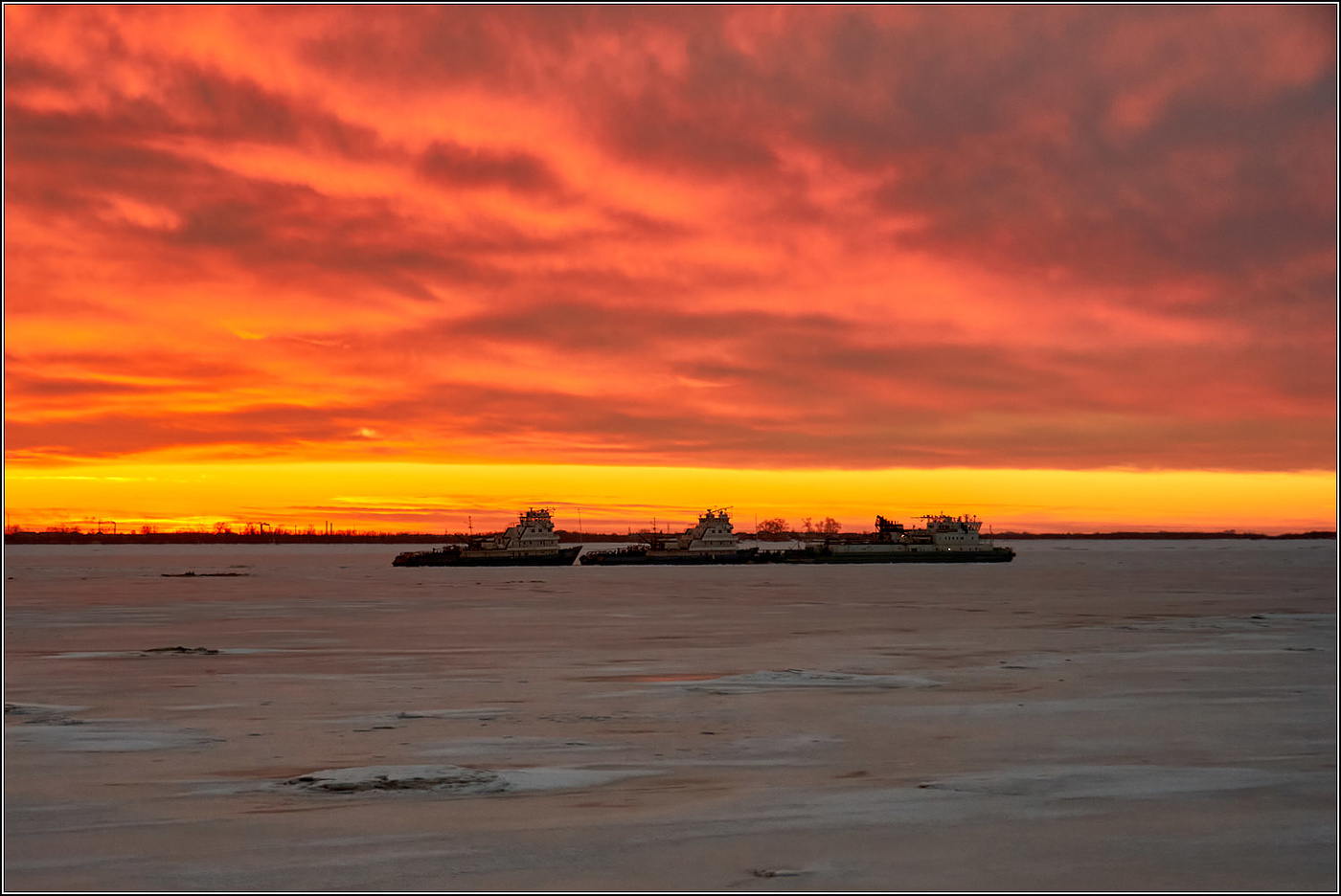 Ледовая проводка.