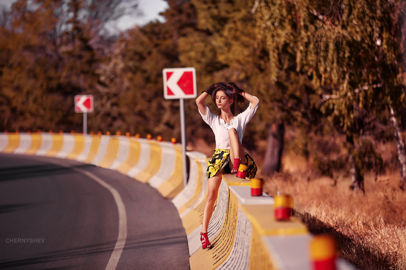 из альбома "Упавшее Солнце."