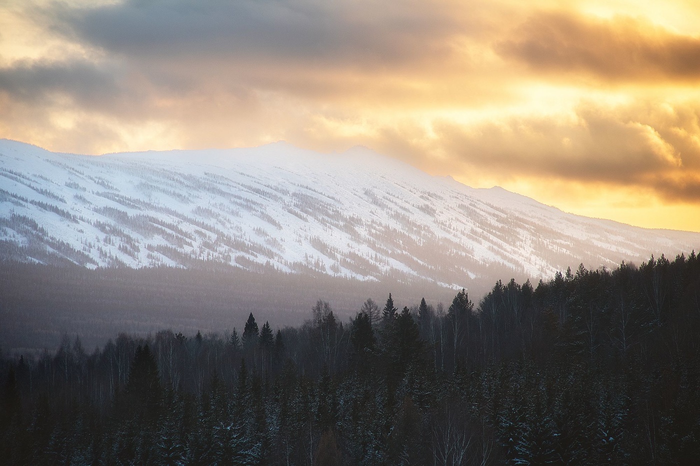 Хребет Нургуш