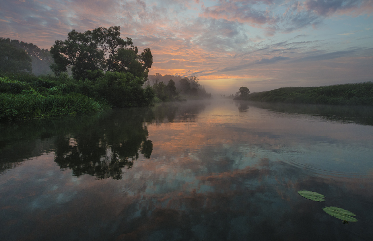 Горячее небо рассвета