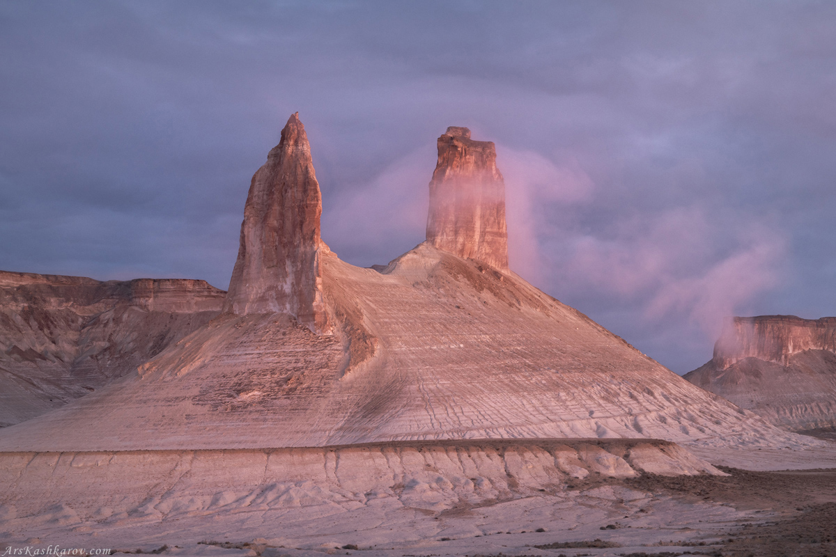 "Клыки в тумане"
