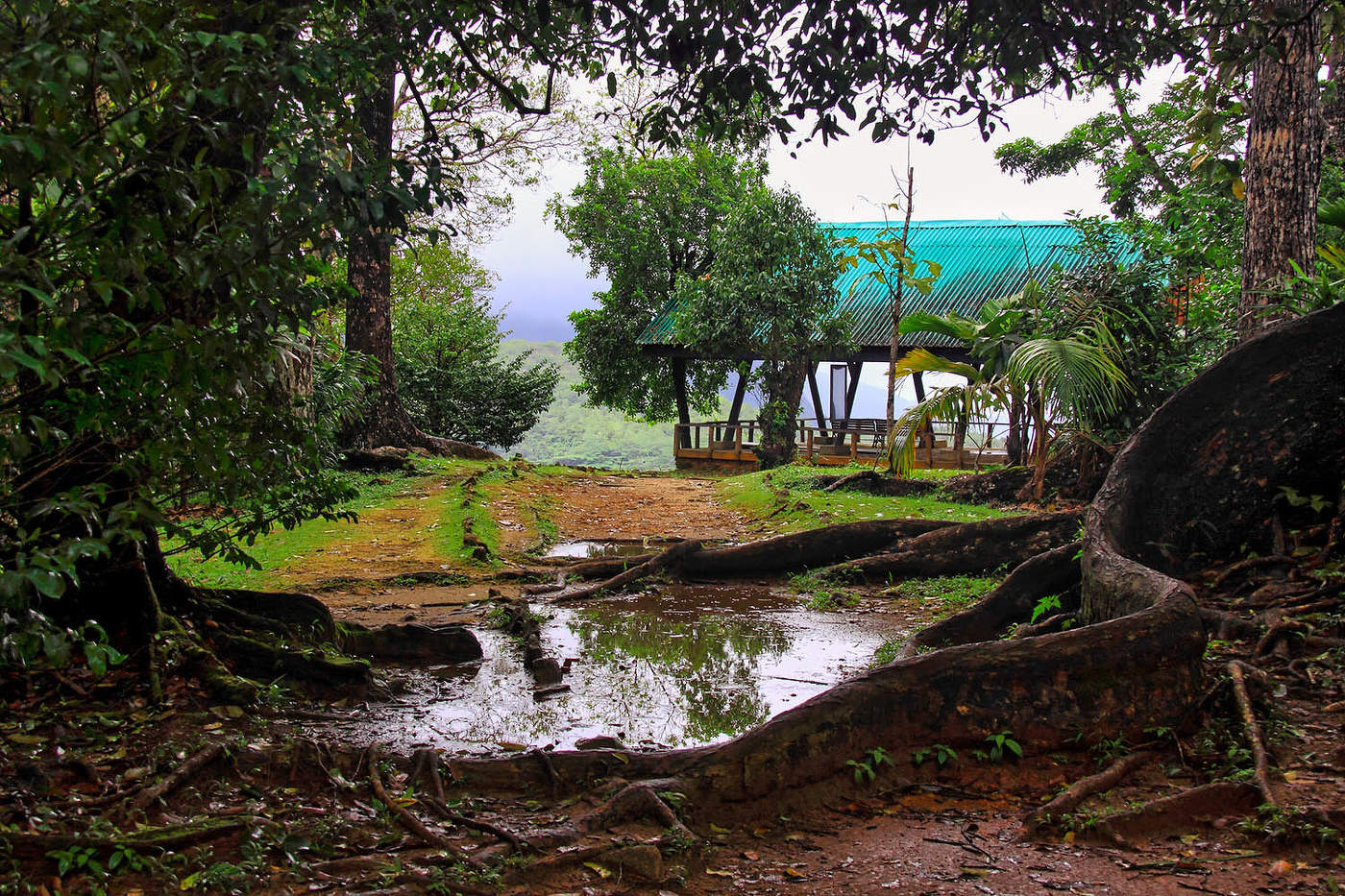 "Аллея Пиратов"