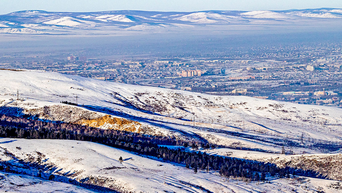 Город и горы