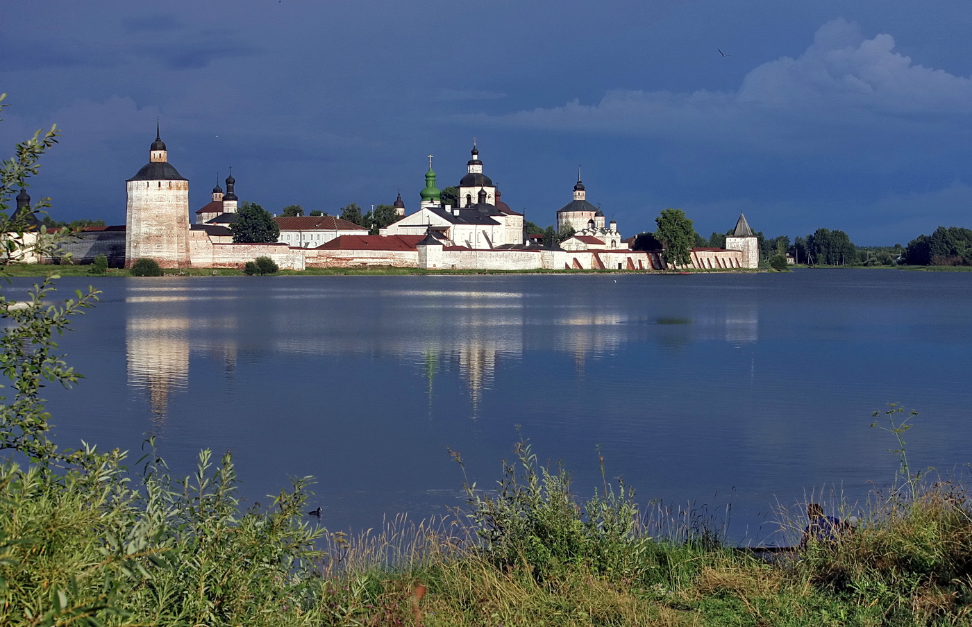 Кирилло-Белозерский монастырь...