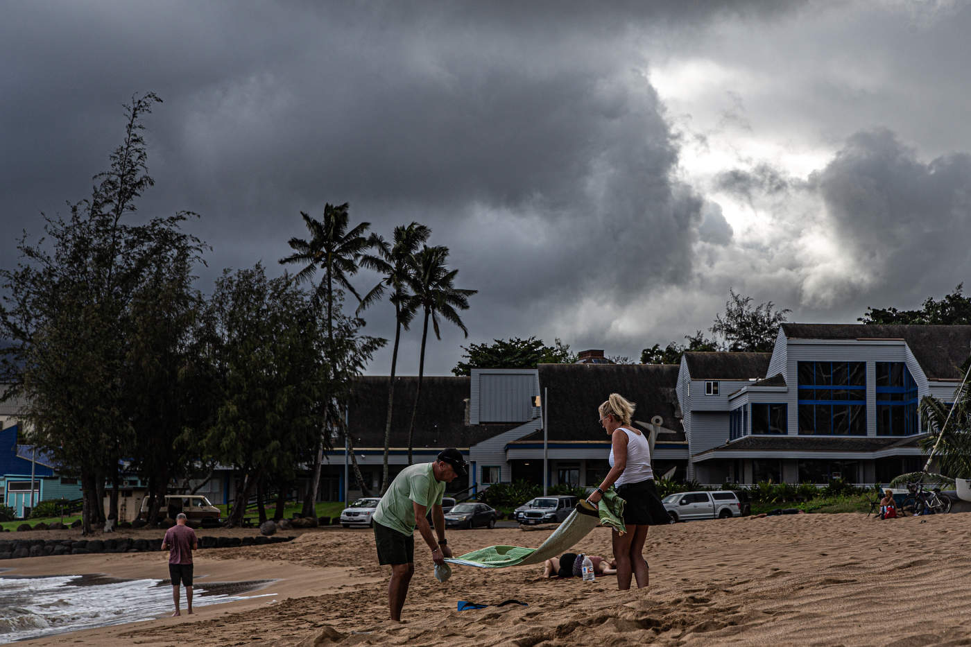- Сворачиваемся!