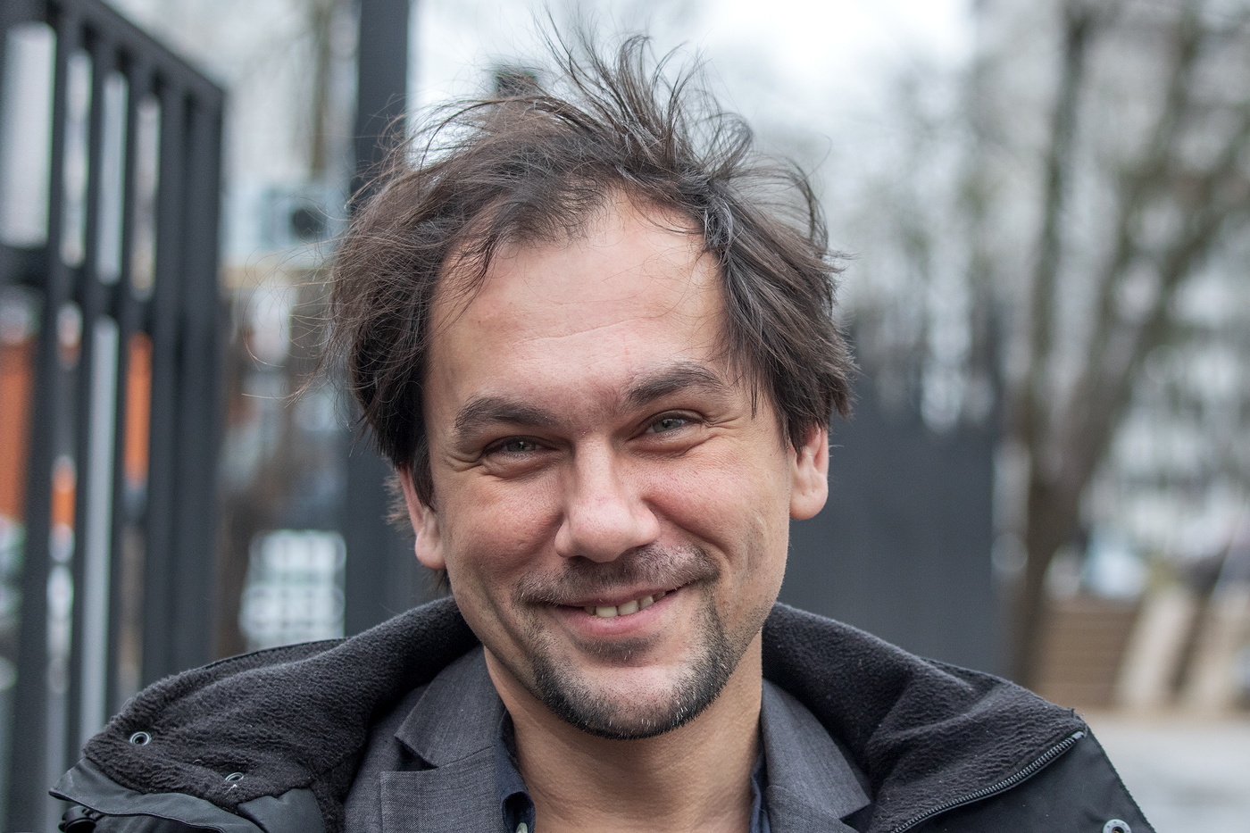 Ветер в волосах.