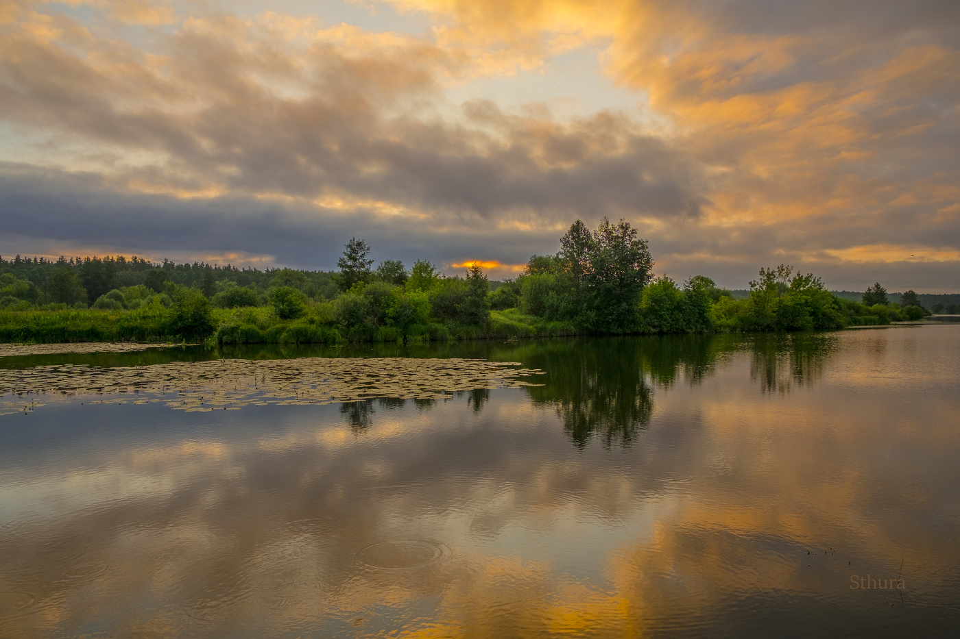 Облака на рассвете.