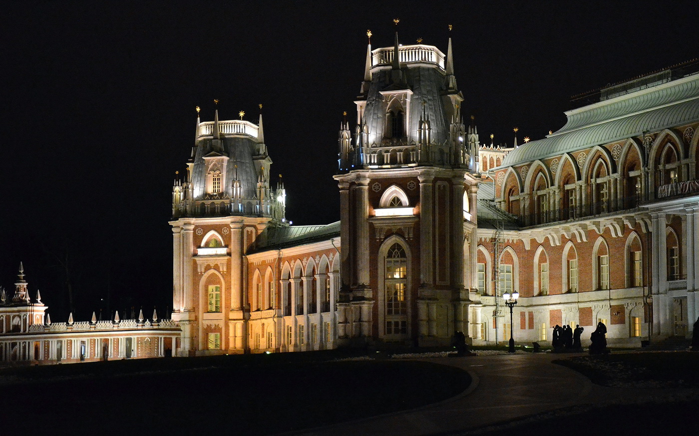 По ночной Москве (Царицыно)