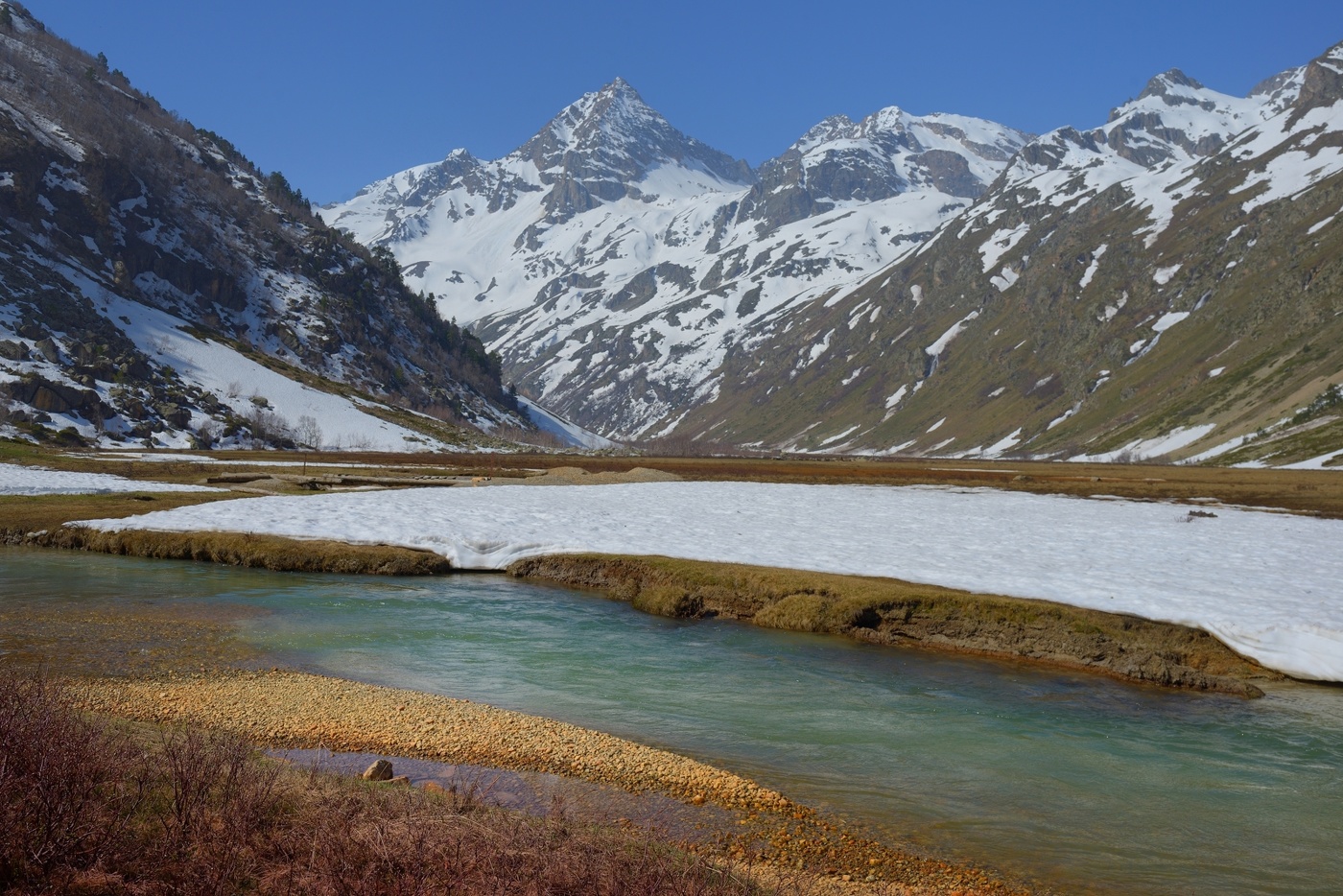 Весна в горах