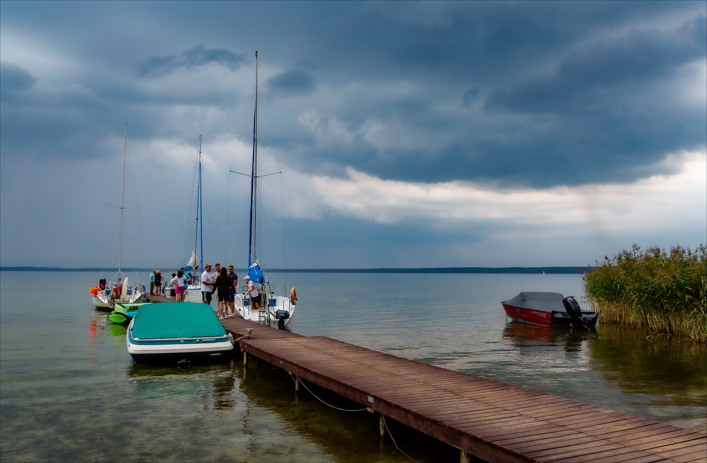 ВСЕ ГРОЗОЮ ДЫШАЛО