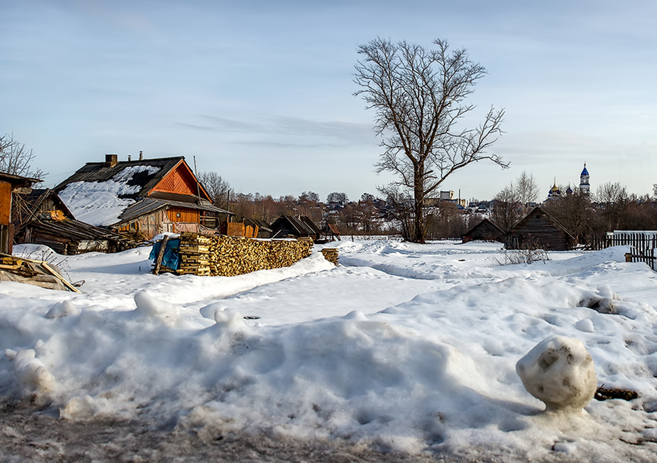 Забытый снеговик.