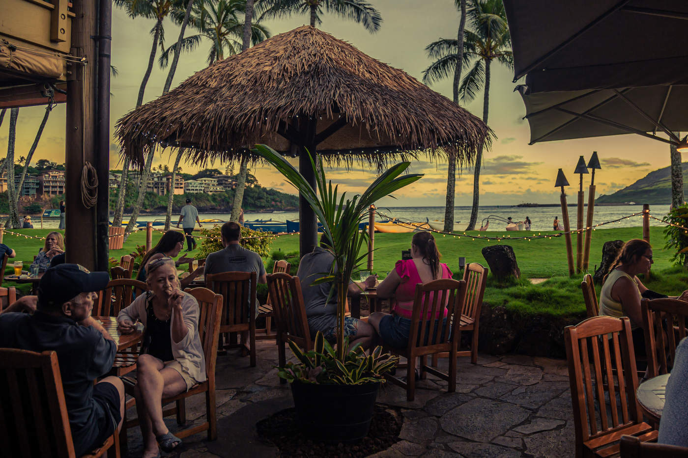 Тропический вечер