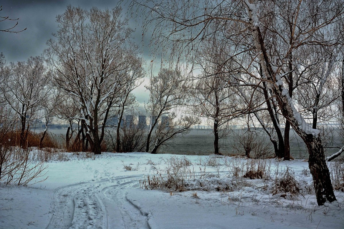 Наконец снег выпал.
