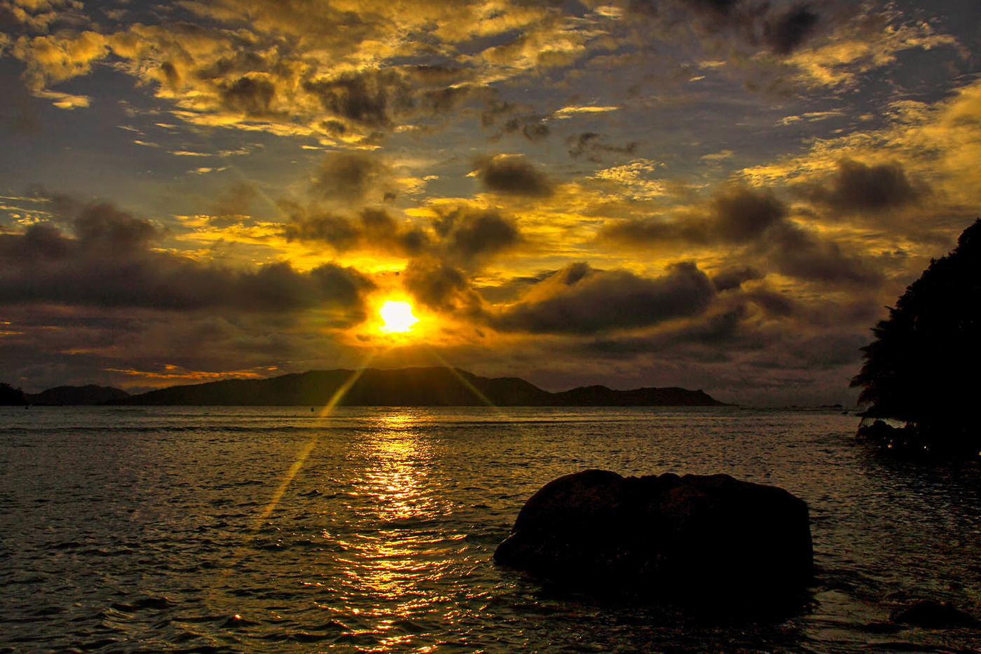 Утро на острове Праслен