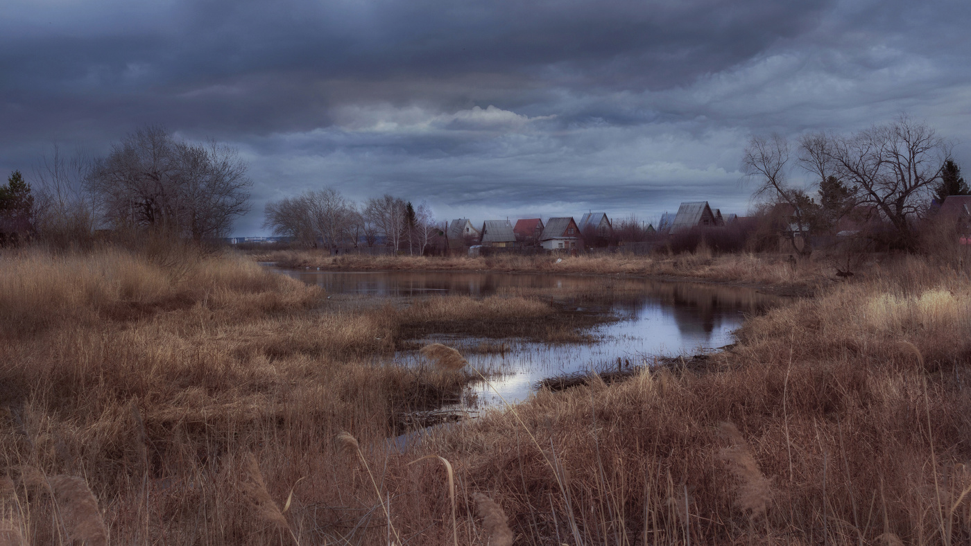 "Шумел камыш"