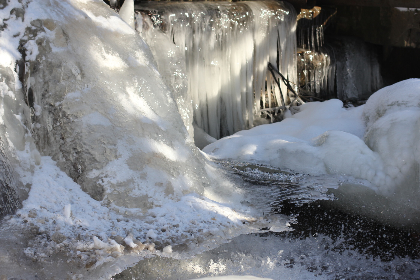Замëрзший водопад.