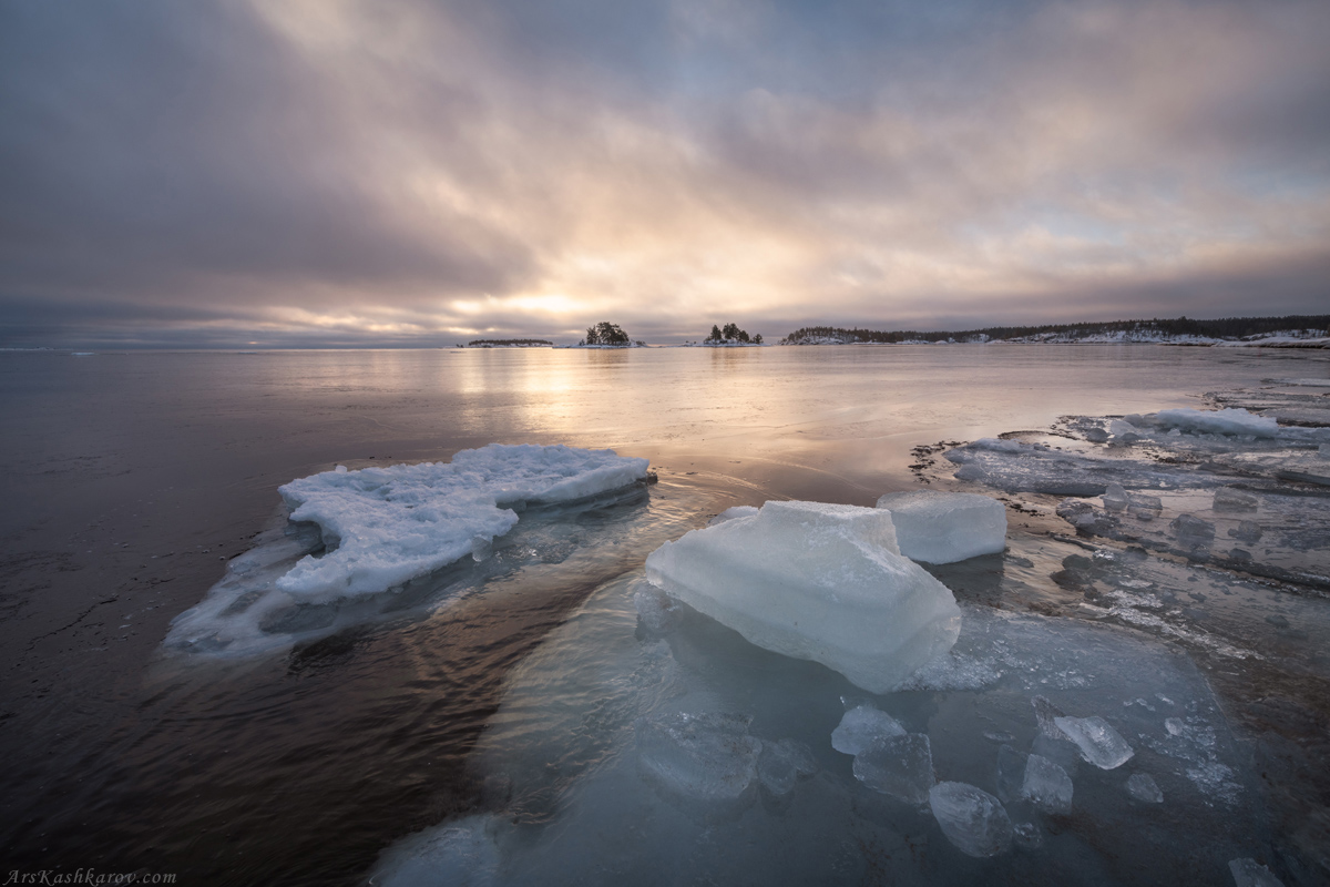 "Утро на ледяном берегу"