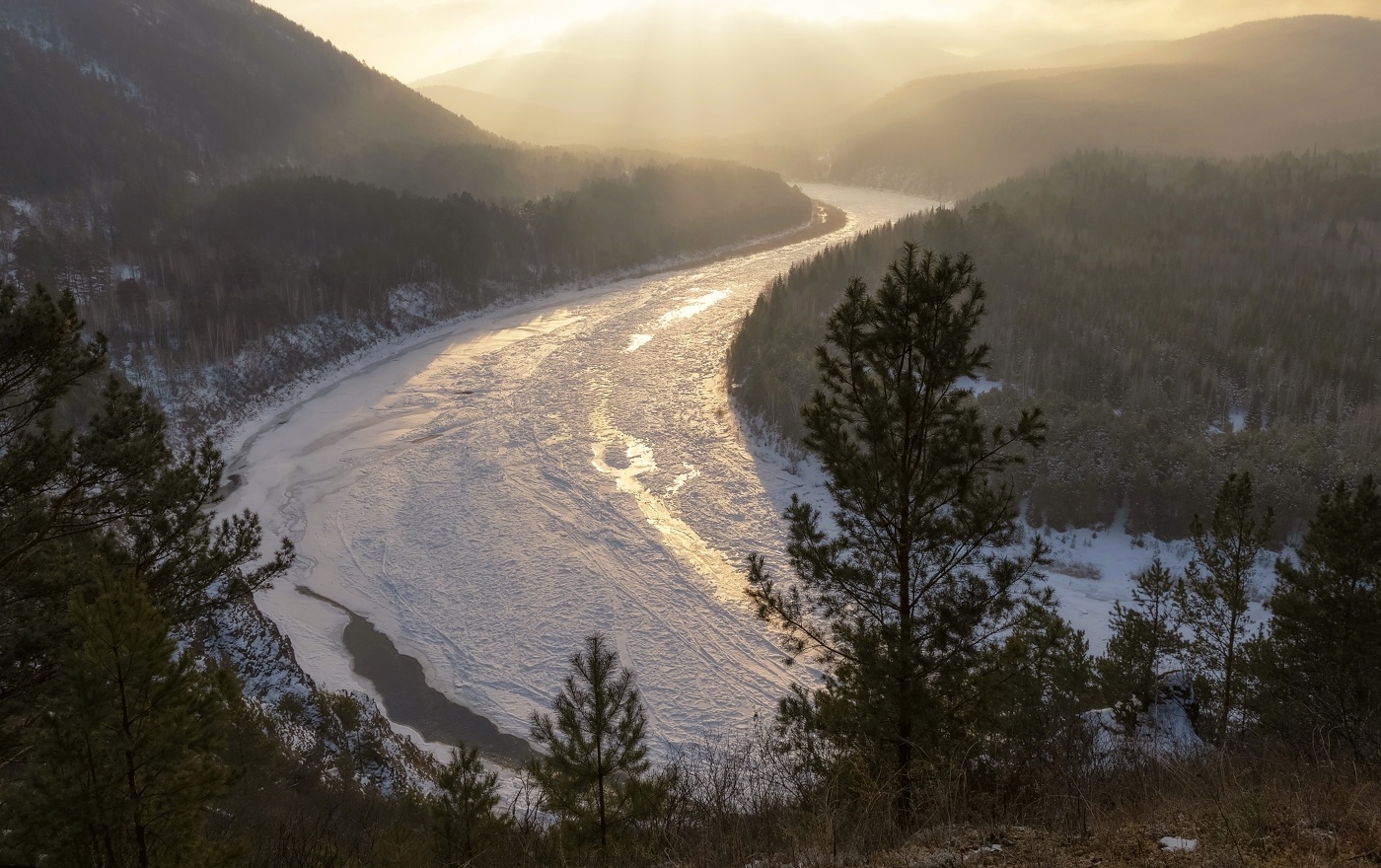 Поворот реки