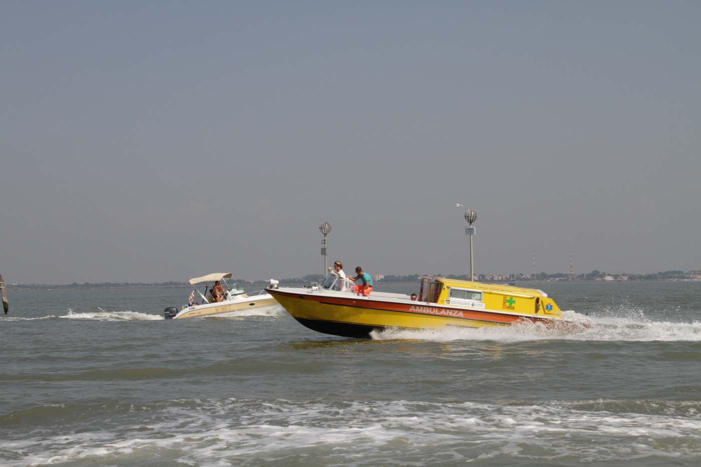 Скорая помощь в Венеции