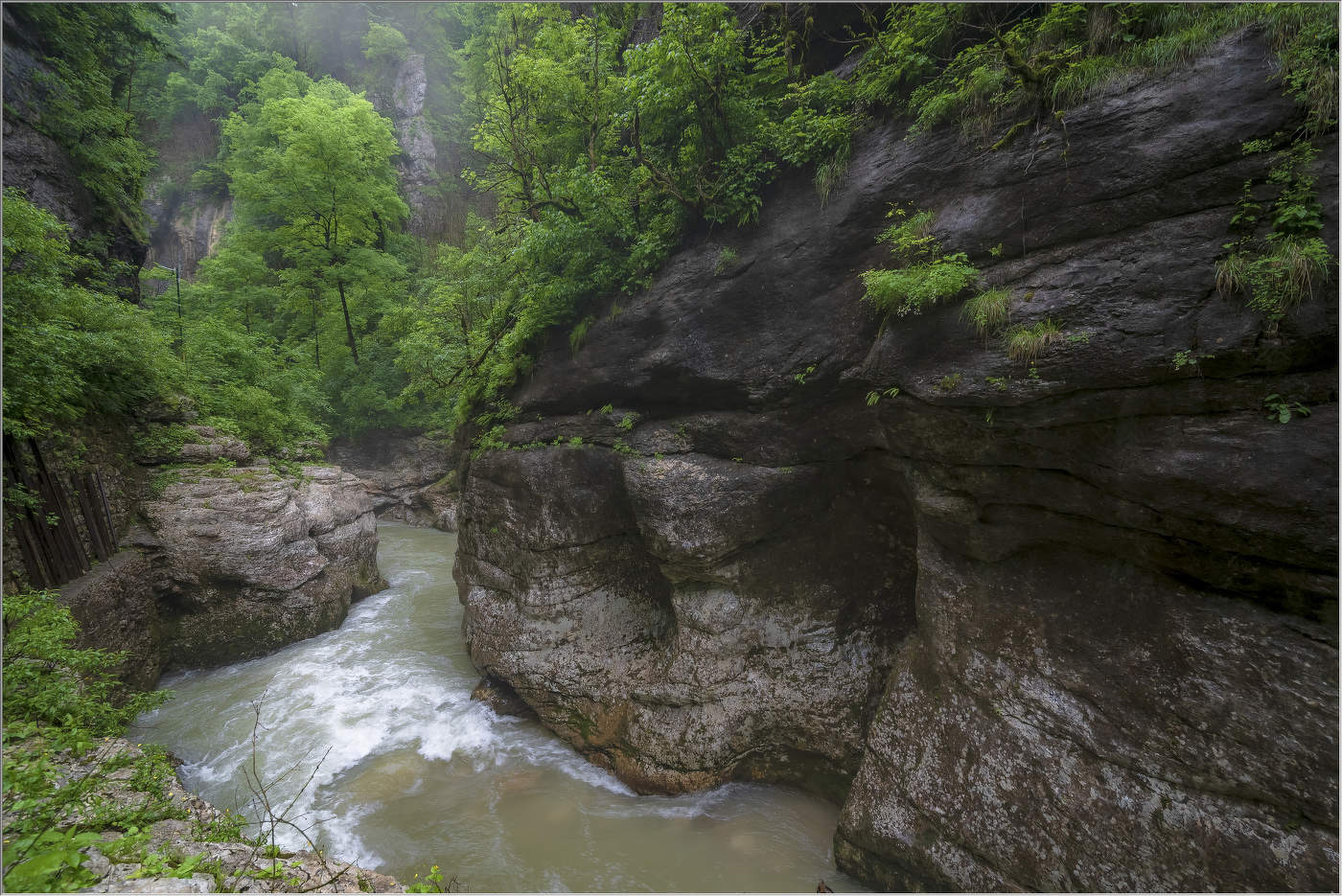 Гуамское ущелье