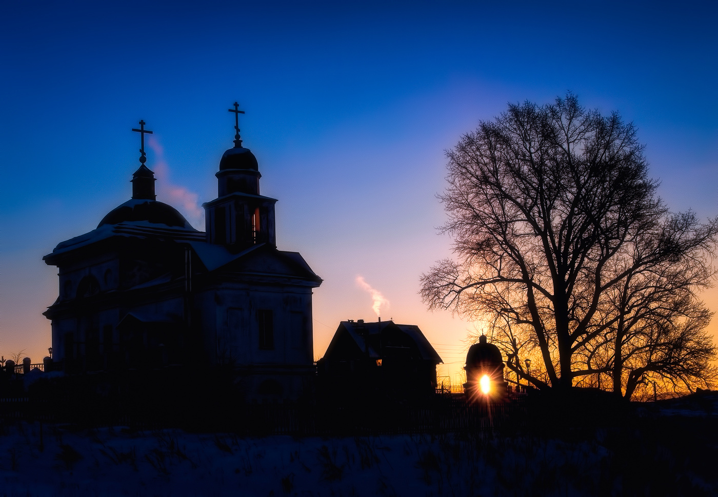 Свет в оконце