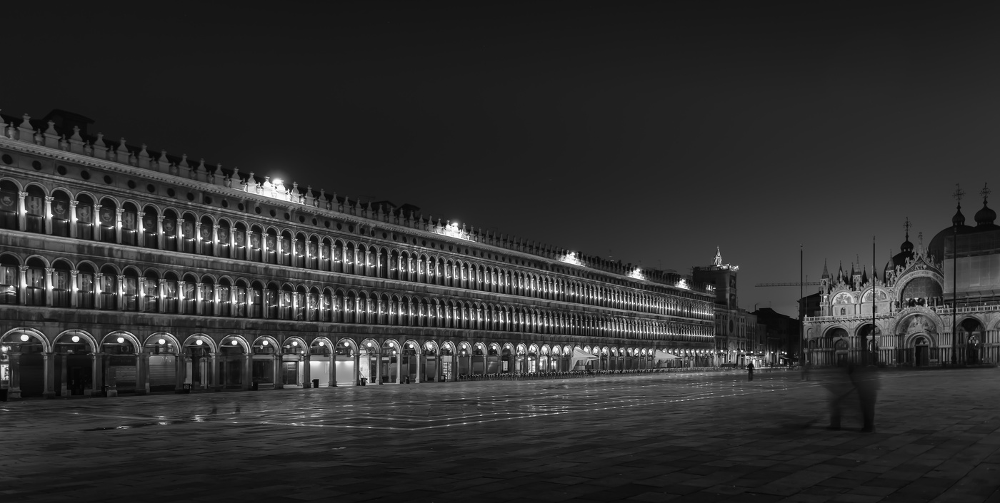 Взяв только сны и грёзы